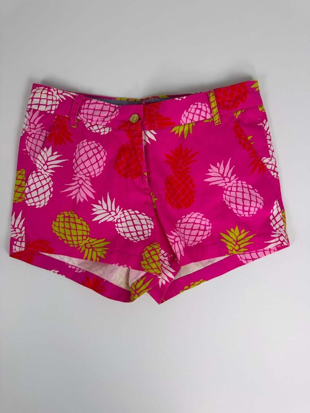 Macbeth Collection by Margaret Josephs Pineapple Print Shorts Size M